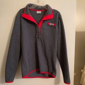 Columbia PFG pull over. Size small